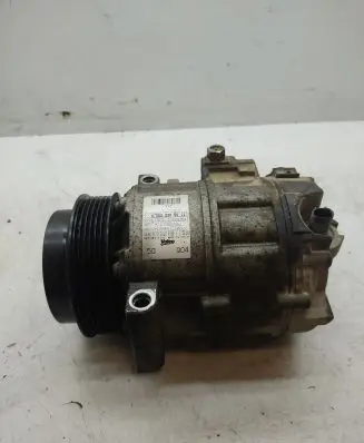 Mercedes-Benz C W204 Air conditioning (A/C) compressor (pump) A0022305011 Z0006496A
