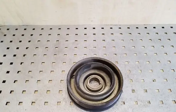 Volvo V50 Crankshaft pulley