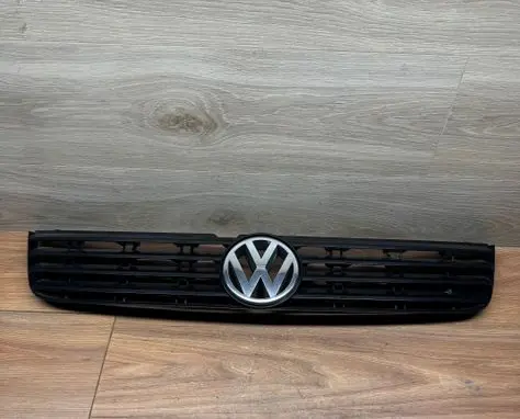 Volkswagen Sharan Front grill 3B0853653C