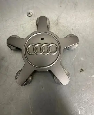 Audi A4 S4 B8 8K Original wheel cap 4F0601165n