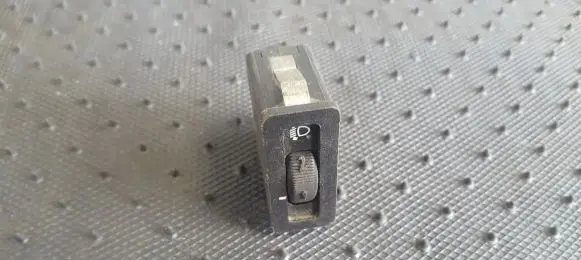 BMW 5 E34 Headlight level height control switch 61311391849 61.31-1391849