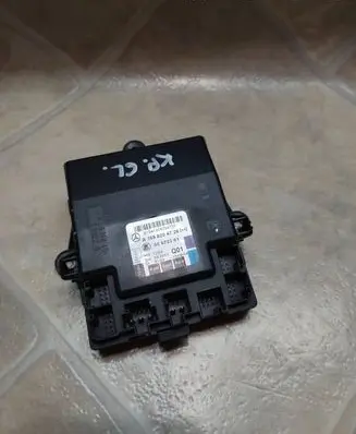 Mercedes-Benz A W169 Door control unit/module A1698204726 05072361