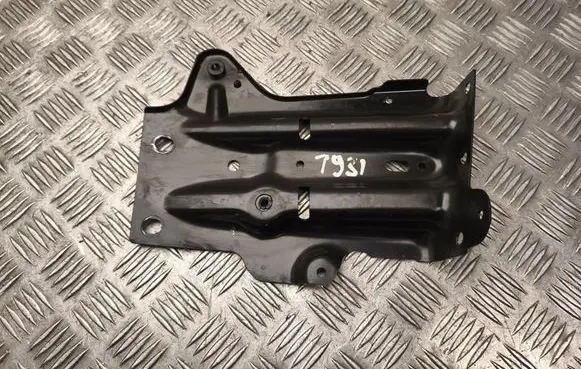 Mercedes-Benz EQE x294 Engine mounting bracket A2966204801