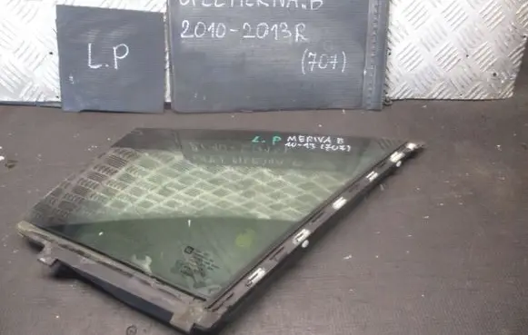 Opel Meriva B Rear side window DOT904AS2M504
