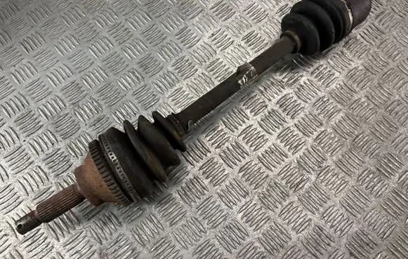 Hyundai Trajet Front driveshaft
