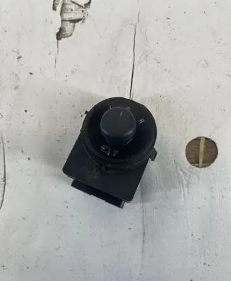Opel Insignia A Wing mirror switch 13271831