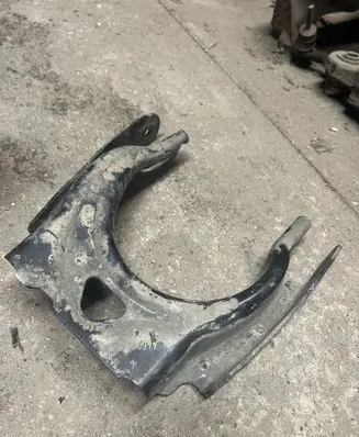 Peugeot 407 Front upper control arm/wishbone 