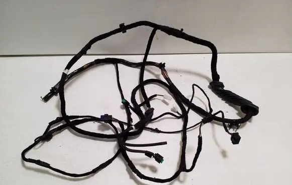 Jeep Renegade Tailgate/trunk wiring harness 