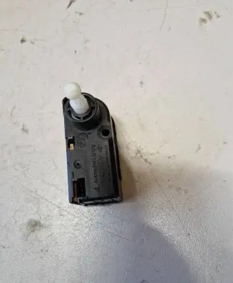 Opel Zafira B Headlight level adjustment motor 0307853306