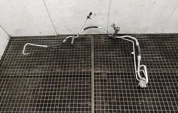 Ford Explorer VI Air conditioning (A/C) pipe/hose EB5319A834DD
