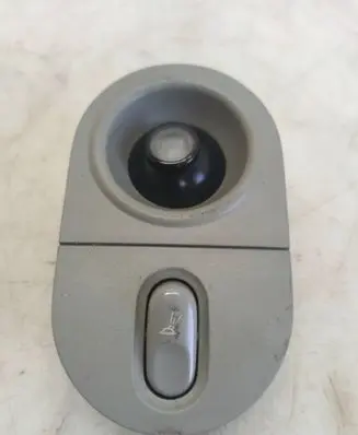 Renault Scenic I Interior lighting relay 7700 1461