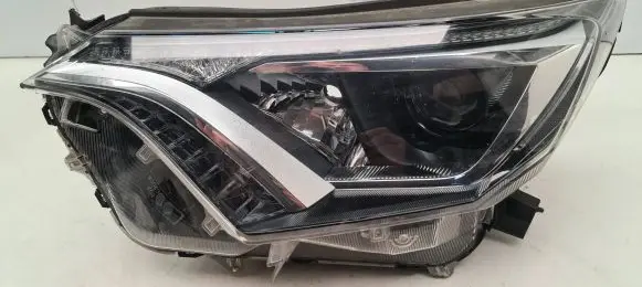 Toyota RAV 4 (XA40) Headlight/headlamp 6708M