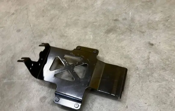 Land Rover Discovery 5 Engine control unit holder HK6212A659AB
