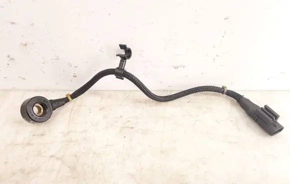 Mercedes-Benz C W204 Fuel cut-off switch A0071531228