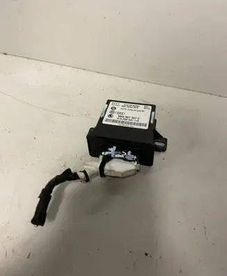 Volkswagen PASSAT B6 Light module LCM 5M0907357C 5WK49676