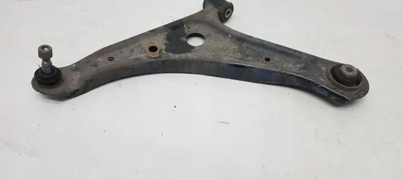 Mitsubishi Space Star Front lower control arm/wishbone KUI3268