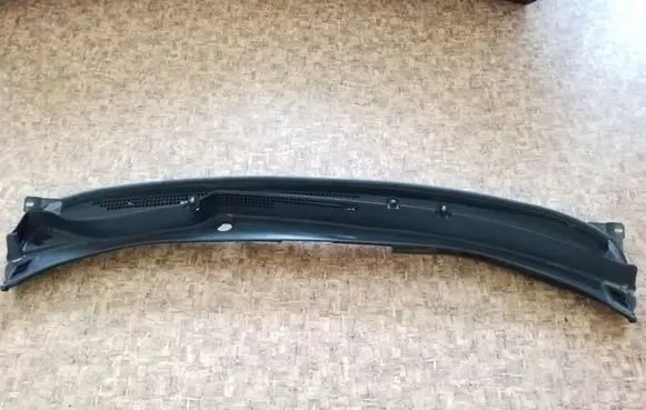 Subaru Outback (BS) Wiper trim C130100350