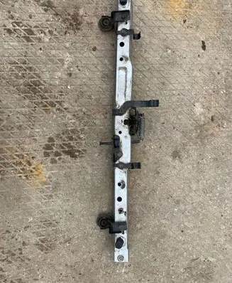 Toyota RAV 4 (XA30) Top upper radiator support slam panel