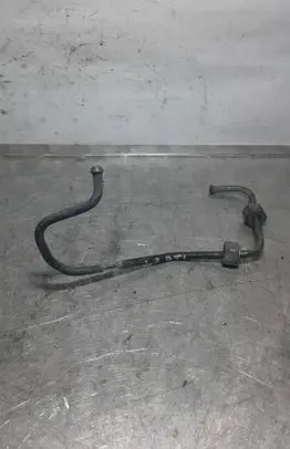 Opel Vectra C Fuel injector supply line/pipe 