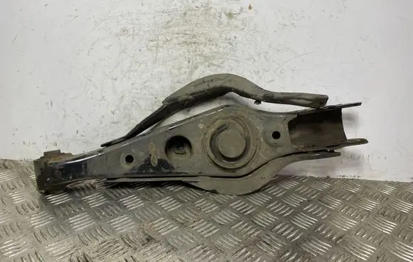 KIA Sorento Rear control arm