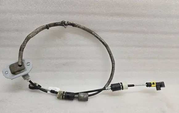 Volvo V60 Gear shift cable linkage 31492811