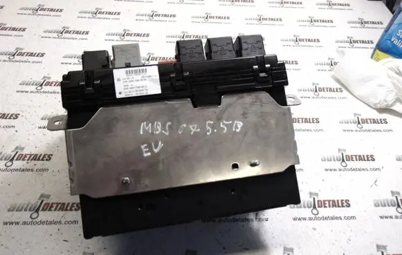 Mercedes-Benz S W221 Fuse box set A2215403250