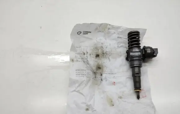 Audi A4 S4 B6 8E 8H Fuel injector 038130079fx