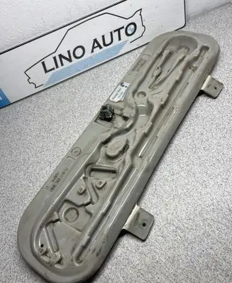 BMW 3 E36 Tool box 71111182033