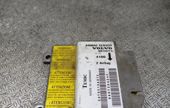 Volvo S40, V40 Airbag control unit/module 30613471G