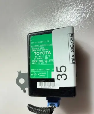 Lexus CT 200H Door control unit/module 8974076070