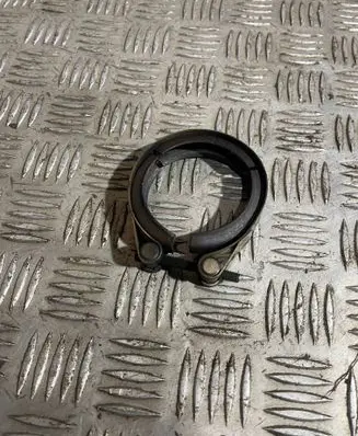 Volkswagen PASSAT B7 Muffler pipe connector clamp 1K0253725