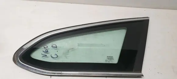 Volvo V60 Front triangle window/glass 43R001564 E000001 DOT459AS2M532