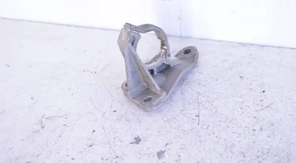 Renault Scenic III - Grand scenic III Driveshaft support bearing bracket 8200371715