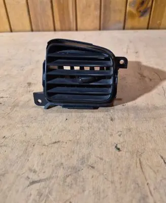 Mazda 323 Dash center air vent grill B25GGM932RH 980610