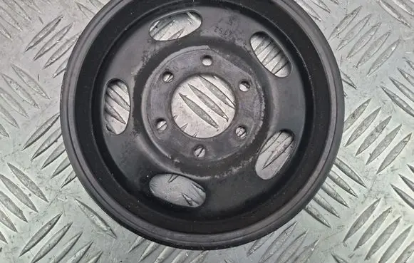 Opel Corsa D Crankshaft pulley 90572867 475202
