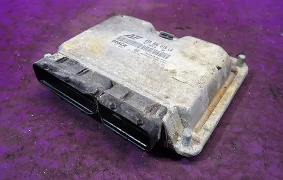 Ford Galaxy Engine control unit/module ECU 