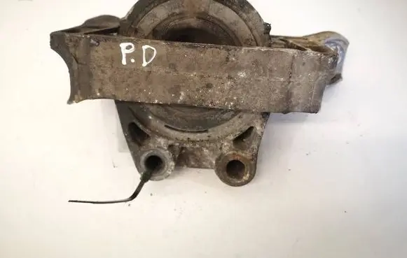 Ford Focus C-MAX Engine mount bracket 