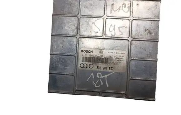 Audi A4 S4 B5 8D Engine control unit/module 8D0907557 0261203550