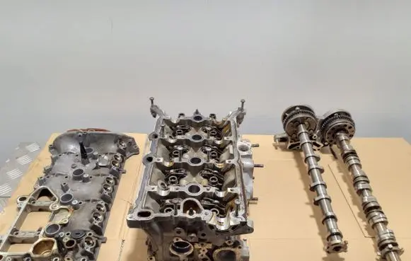 Porsche Macan (95B) Engine head 06K403AG 06L101H 06L103166M