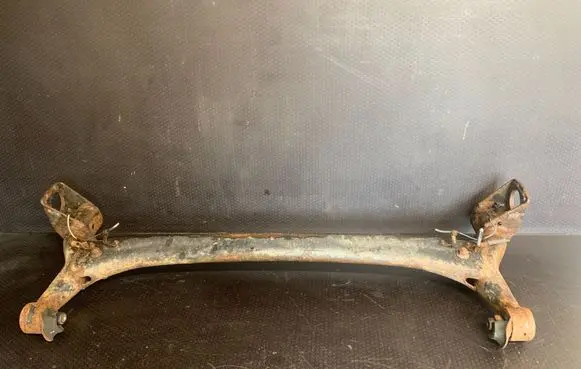 Toyota Corolla Verso AR10 Rear subframe 