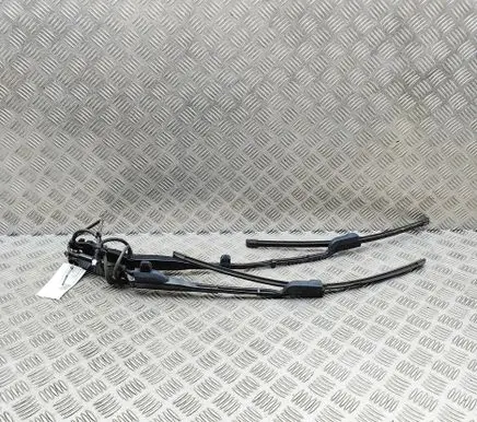 Volvo C40 Windshield/front glass wiper blade 31457318