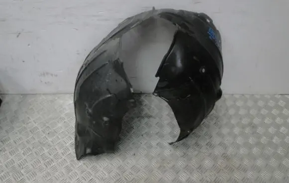 Mazda MX-30 Front arch 