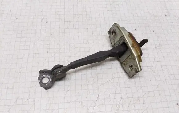 Toyota Yaris Verso Front door check strap stopper
