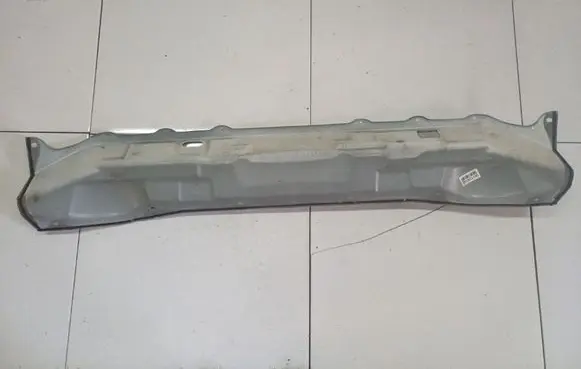 Isuzu D-Max Engine bonnet/hood lock trim molding