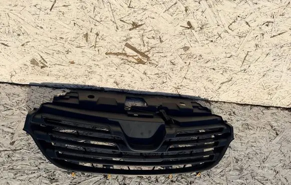 Renault Trafic III (X82) Front grill 623108673R