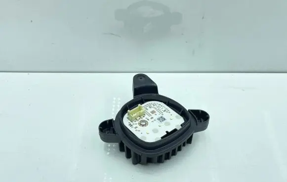 KIA Pro Cee'd II LED ballast control module Mde922506 L90429326