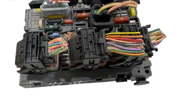 Peugeot 308 BSM Control unit 9664706380 10706286