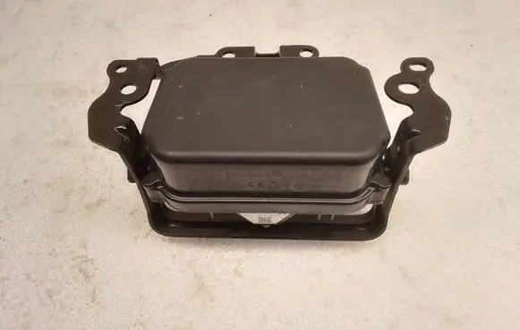 Lexus NX Distronic sensor radar 8821048070 2300007633