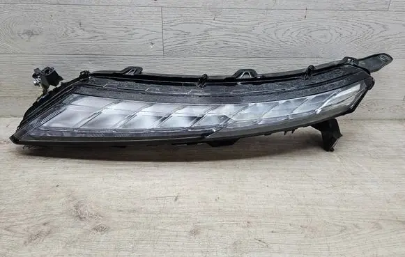 Mitsubishi Eclipse Cross Headlight/headlamp EDM92205010