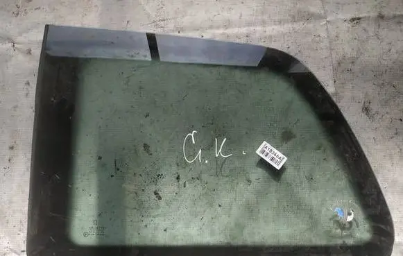 Rear side window